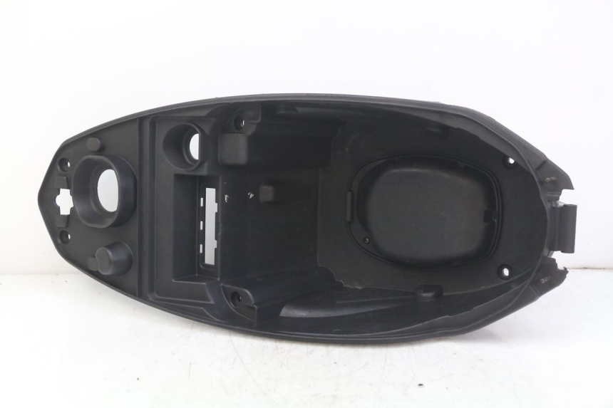 photo de BAÚ DE SELIM PEUGEOT KISBEE 2T 50 (2010 - 2017) - Vista principal