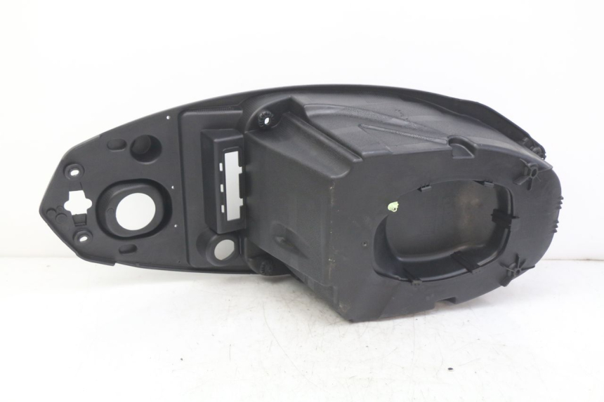 photo de BAÚ DE SELIM PEUGEOT KISBEE 2T 50 (2010 - 2017) - Detalhe da peça