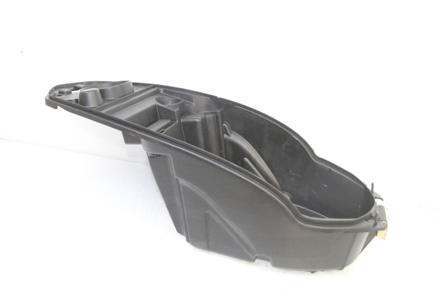 photo de BAÚ DE SELIM PEUGEOT KISBEE 2T 50 (2010 - 2017) - Zoom do estado de desgaste