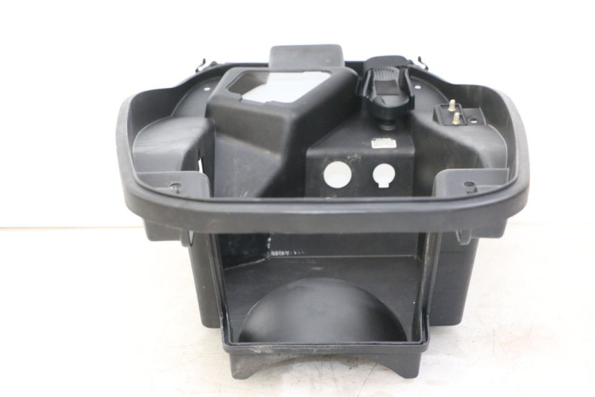 photo de BAÚ DE SELIM KYMCO XCITING 500 (2007 - 2010) - Zoom do estado de desgaste