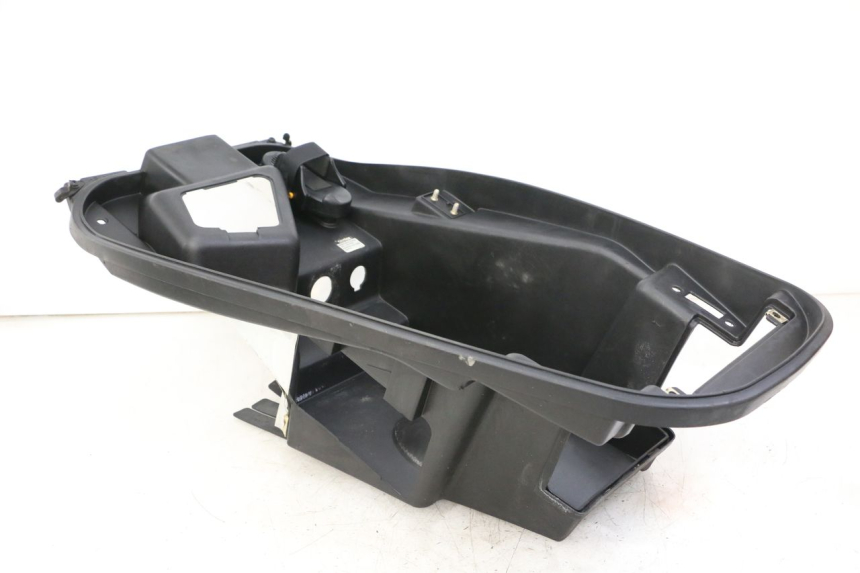 photo de BAÚ DE SELIM KYMCO XCITING 500 (2007 - 2010) - Ampliação técnica