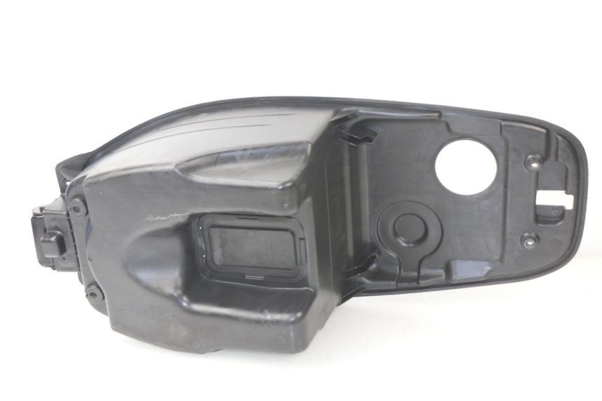 photo de BAÚ DE SELIM KYMCO LIKE 125 (2009 - 2016) - Marcações e referências