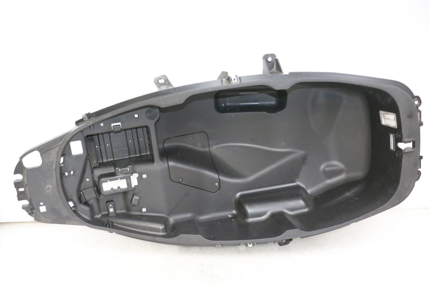 photo de BAÚ DE SELIM PIAGGIO MP3 HPE 350 (2018 - 2020) - Vista principal