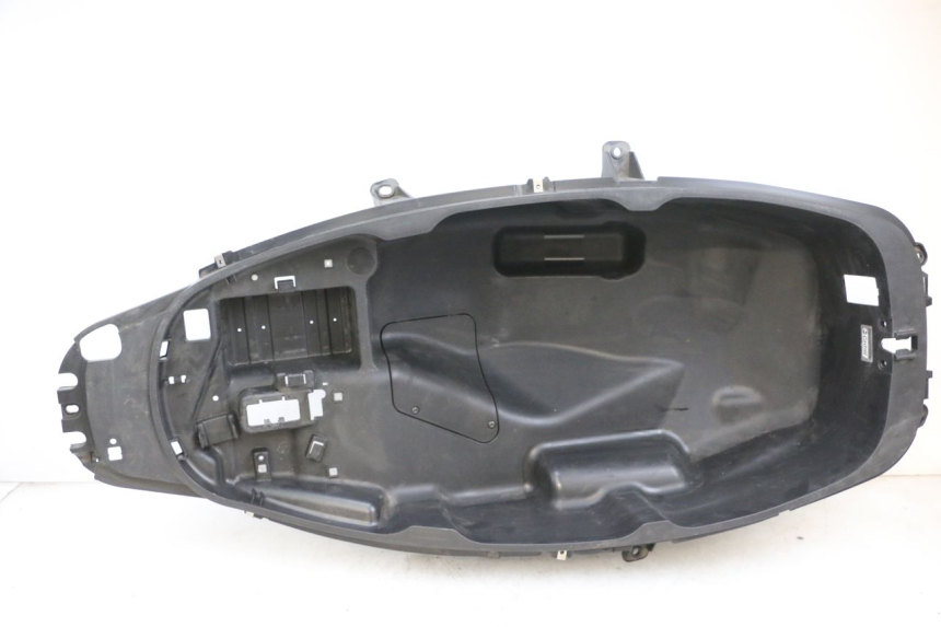 photo de BAÚ DE SELIM PIAGGIO MP3 HPE 350 (2018 - 2020) - Vista principal