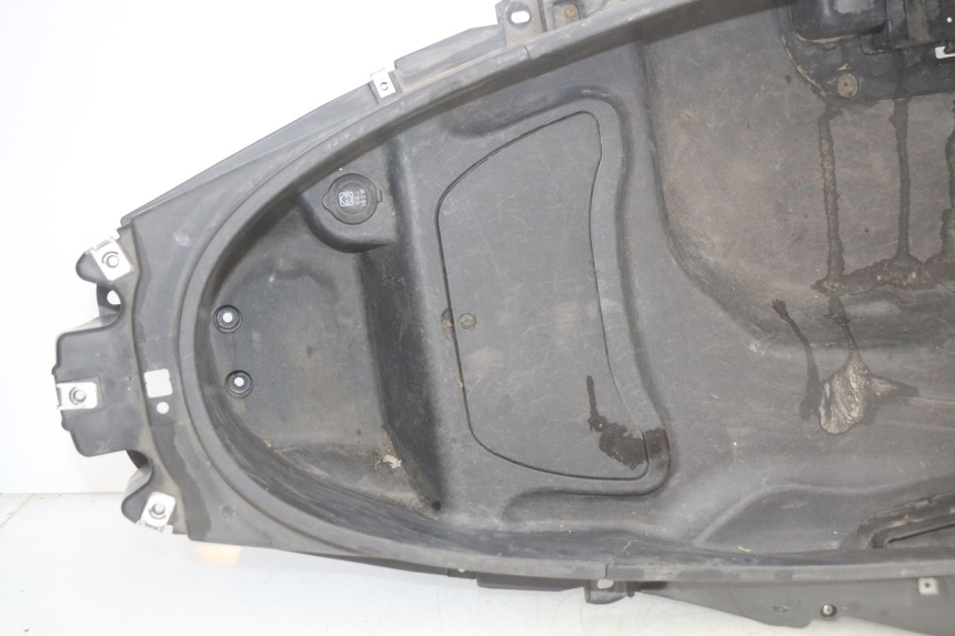 photo de BAÚ DE SELIM PIAGGIO MP3 LT 400 (2007 - 2012) - Peça verificada