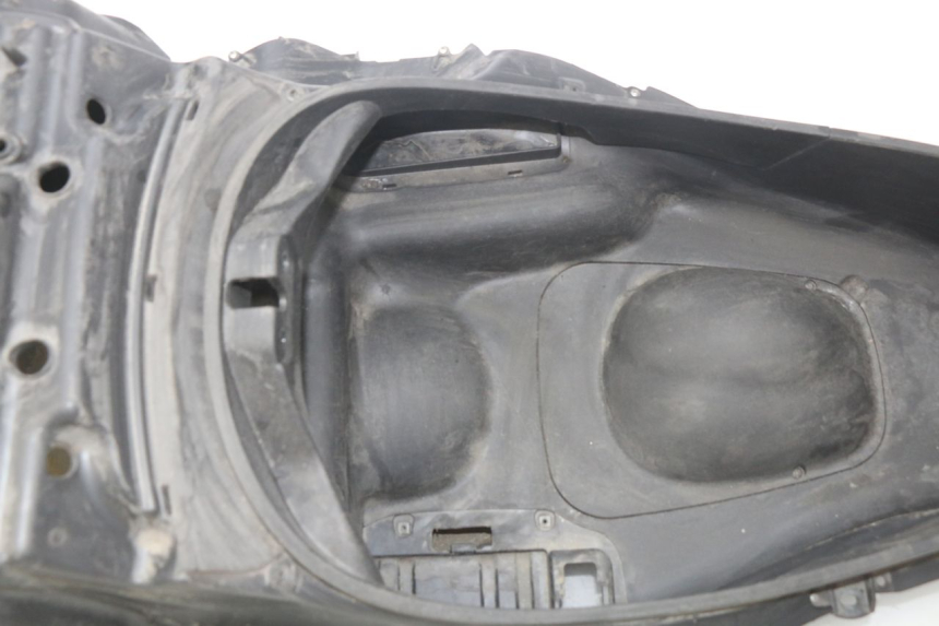 photo de BAÚ DE SELIM PIAGGIO MP3 LT 300 (2010 - 2016) - Peça verificada