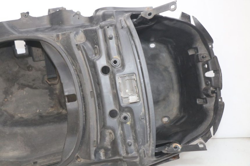photo de BAÚ DE SELIM PIAGGIO MP3 LT 400 (2007 - 2012) - Vista geral