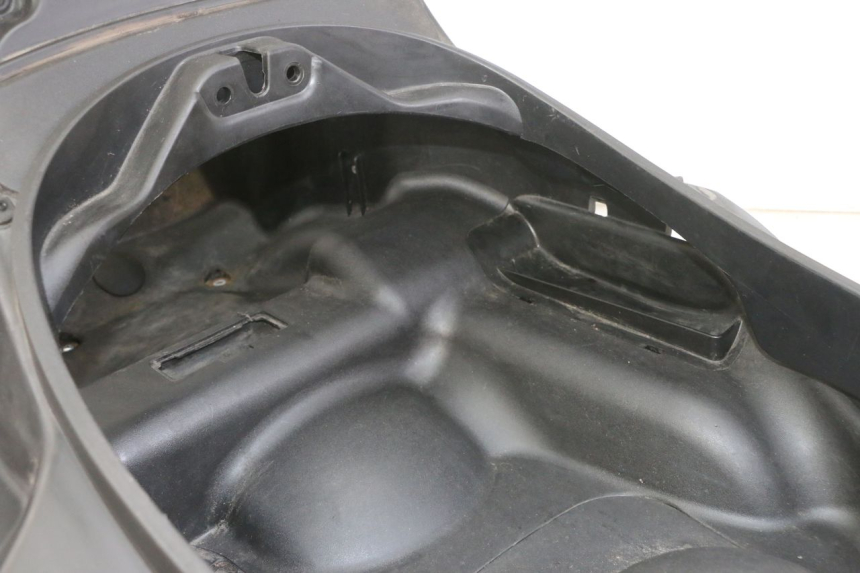photo de BAÚ DE SELIM PIAGGIO MP3 LT 300 (2010 - 2016) - Vista geral
