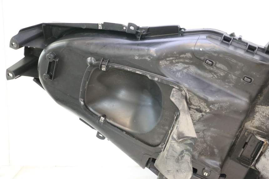 photo de BAÚ DE SELIM PIAGGIO MP3 LT 300 (2010 - 2016) - Detalhe da peça