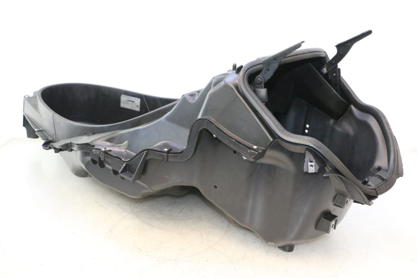 photo de BAÚ DE SELIM PIAGGIO MP3 LT 300 (2010 - 2016) - Vista geral