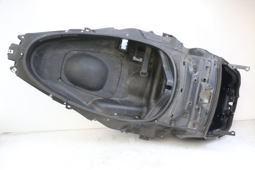 photo de BAÚ DE SELIM PIAGGIO MP3 125 (2006 - 2014) - Peça verificada