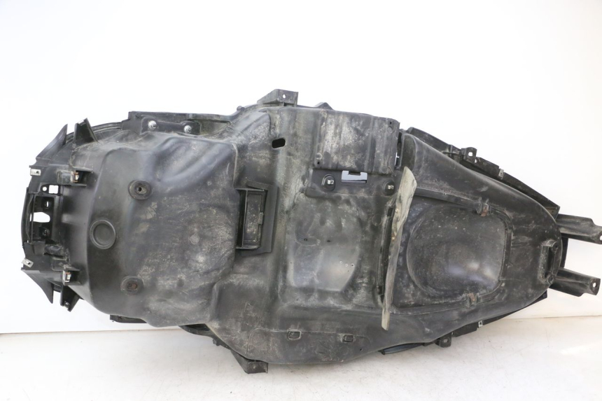photo de BAÚ DE SELIM PIAGGIO MP3 RL 250 (2006 - 2010) - Ampliação técnica