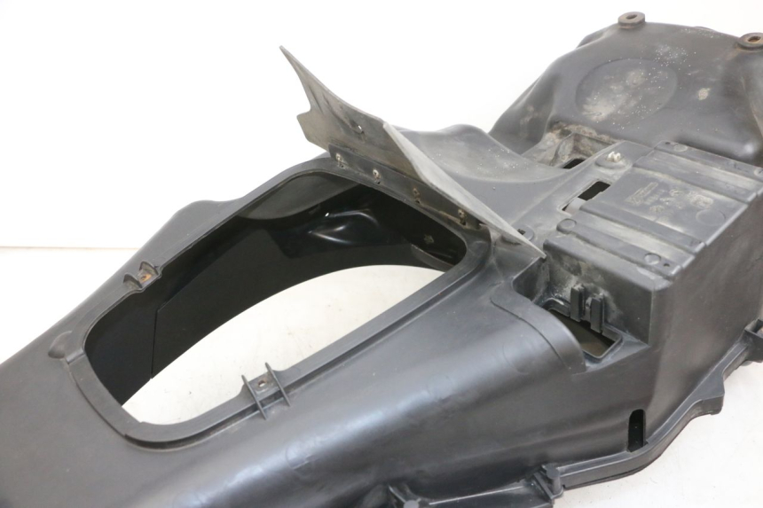 photo de BAÚ DE SELIM PIAGGIO MP3 RL 250 (2006 - 2010) - Peça verificada