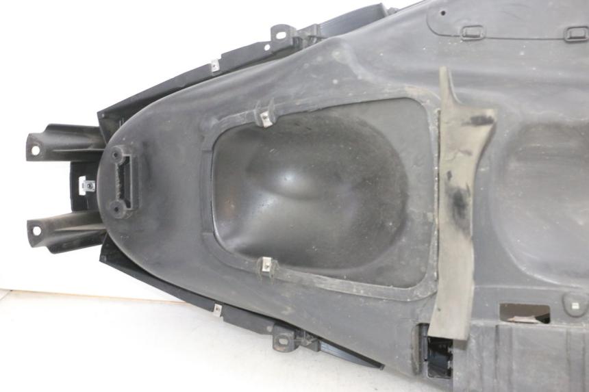 photo de BAÚ DE SELIM PIAGGIO MP3 RL 250 (2006 - 2010) - Vista do produto