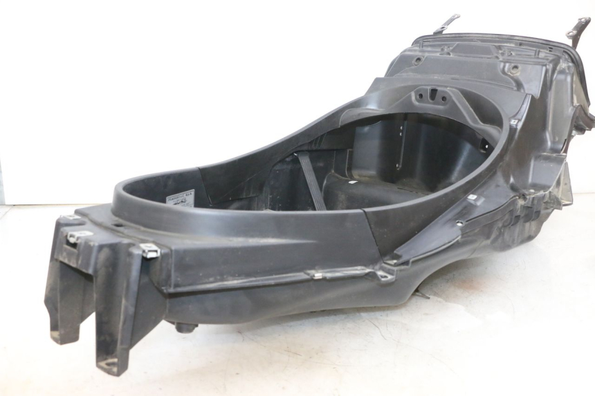 photo de BAÚ DE SELIM PIAGGIO MP3 RL 250 (2006 - 2010) - Peça verificada