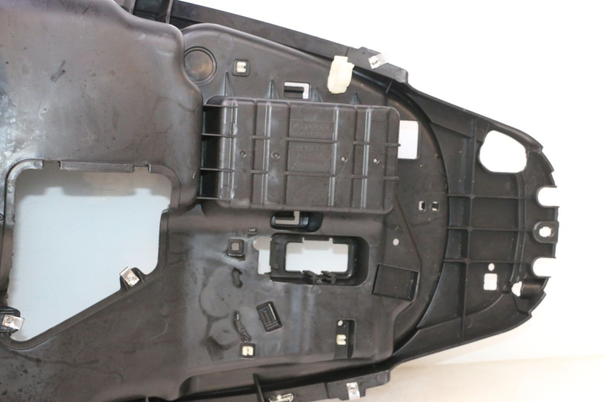 photo de BAÚ DE SELIM PIAGGIO MP3 500 (2016 - 2018) - Vista geral