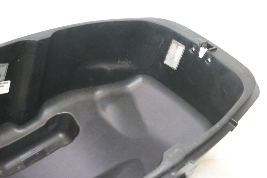 photo de BAÚ DE SELIM PIAGGIO MP3 500 (2016 - 2018) - Marcações e referências