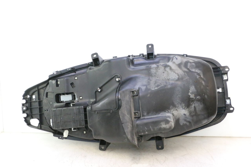 photo de BAÚ DE SELIM PIAGGIO MP3 500 (2016 - 2018) - Peça verificada