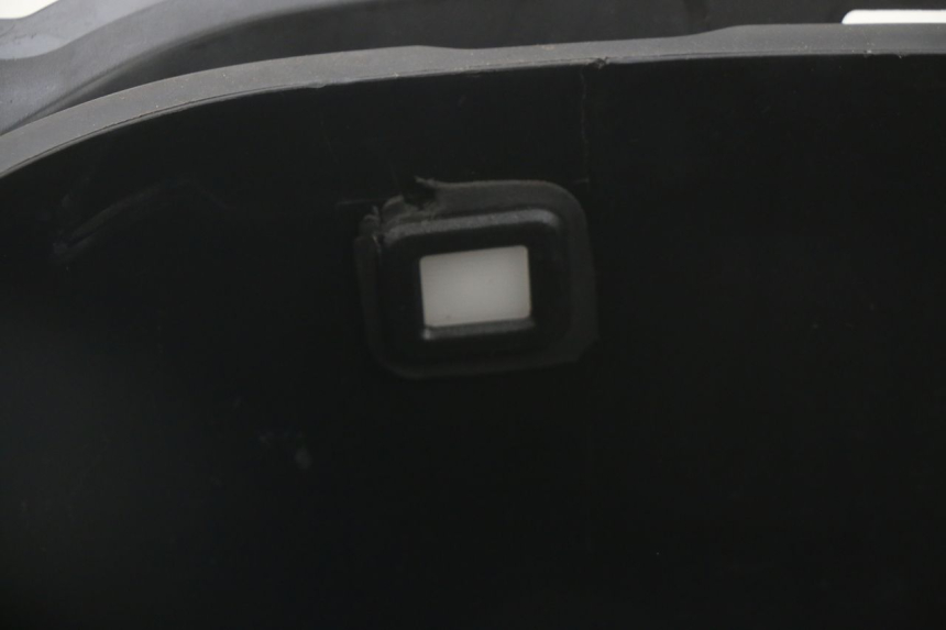 photo de BAÚ DE SELIM MBK MW TRYPTIK 125 (2017 - 2022) - Detalhes característicos