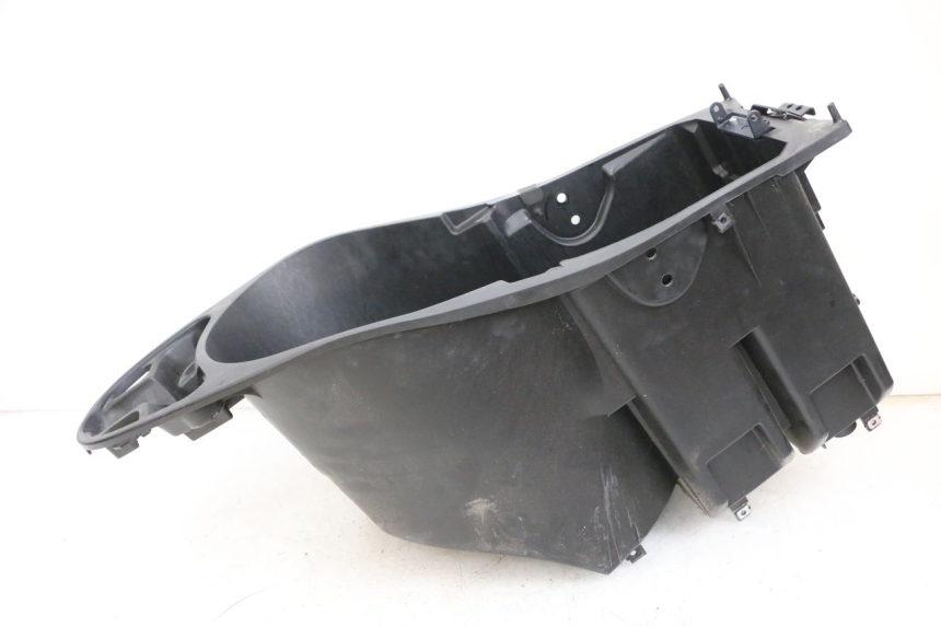 photo de BAÚ DE SELIM YAMAHA NEO'S CORE 1 (2022 - 2026) - Estado da superfície