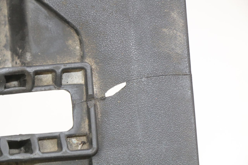 photo de BAÚ DE SELIM GILERA NEXUS 125 (2007 - 2009) - Detalhe da peça