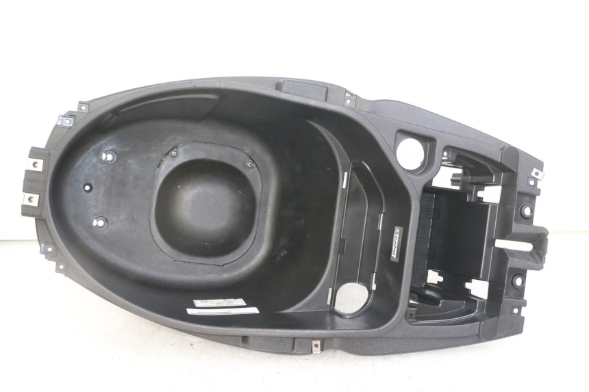 photo de BAÚ DE SELIM PIAGGIO NRG POWER PUREJET 50 (2018 - 2021) - Pontos de fixação