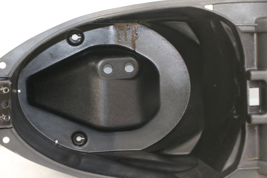 photo de BAÚ DE SELIM PEUGEOT BELVILLE 125 (2017 - 2021) - Vista geral