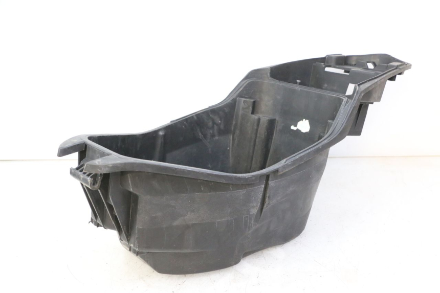photo de BAÚ DE SELIM PEUGEOT SPEEDFIGHT 3 LC 2T 50 (2009 - 2015) - Pontos de fixação