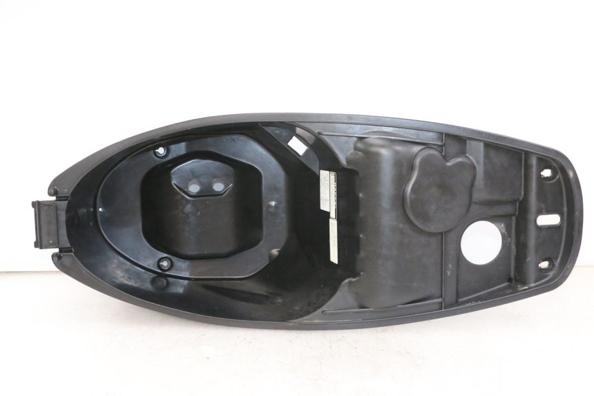 photo de BAÚ DE SELIM PEUGEOT TWEET 4T 50 (2014 - 2019) - Ampliação técnica