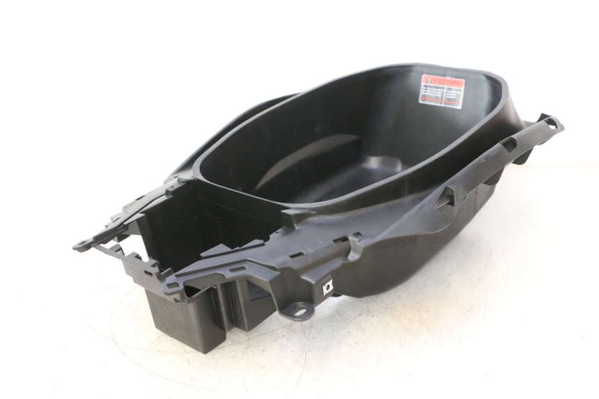 photo de BAÚ DE ASSENTO JM MOTORS R-MAX TECH 50 (2024 - 2026) - Marcações e referências