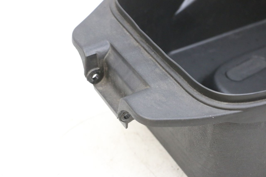 photo de BAÚ DE SELIM JM MOTORS SANTANA EVO 50 (2024 - 2026) - Pontos de fixação