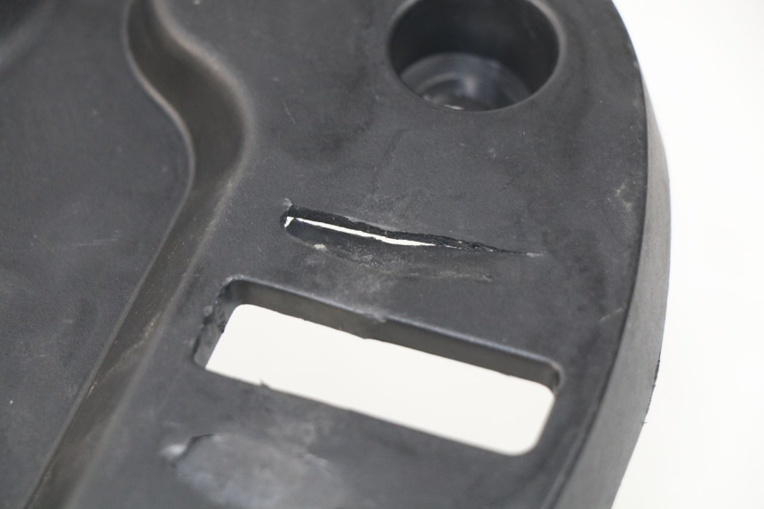 photo de BAÚ DE SELIM JM MOTORS SANTANA 50 (2014 - 2023) - Pontos de fixação