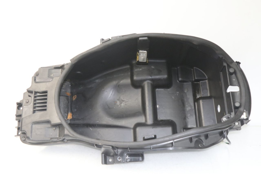 photo de BAÚ DE SELIM PEUGEOT SATELIS 300 (2012 - 2015) - Vista principal