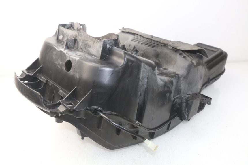 photo de BAÚ DE SELIM PEUGEOT SATELIS 500 (2007 - 2013) - Detalhe da peça