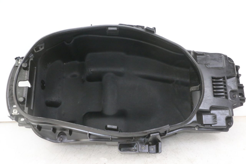 photo de BAÚ DE SELIM PEUGEOT SATELIS 125 (2013 - 2018) - Vista principal