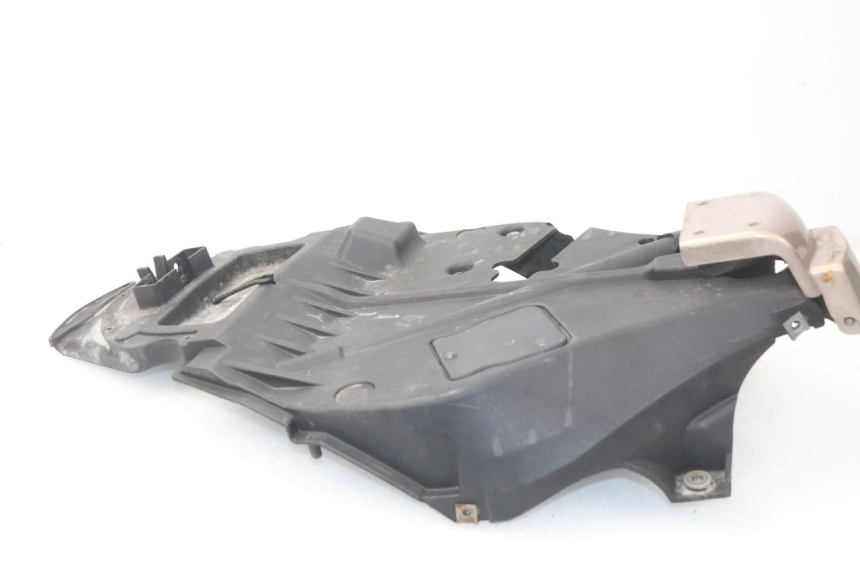 photo de BAÚ DE SELIM APRILIA SCARABEO GT 125 (1999 - 2007) - Zoom do estado de desgaste
