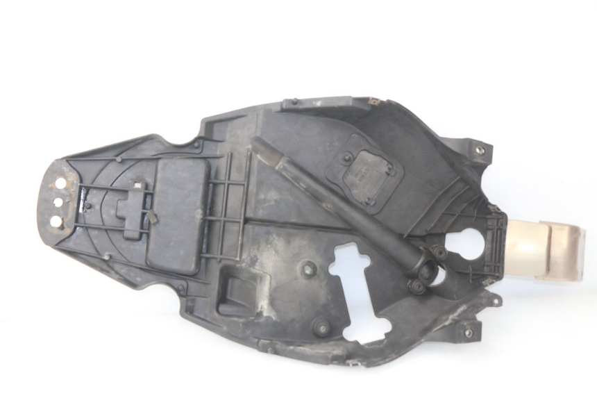 photo de BAÚ DE SELIM APRILIA SCARABEO GT 125 (1999 - 2007) - Outro ângulo de visão