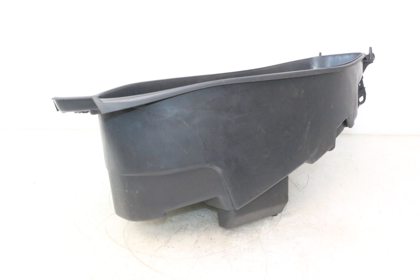 photo de BAÚ DE ASSENTO FYM SCOOTERONE 125 (2006 - 2008) - Vista geral