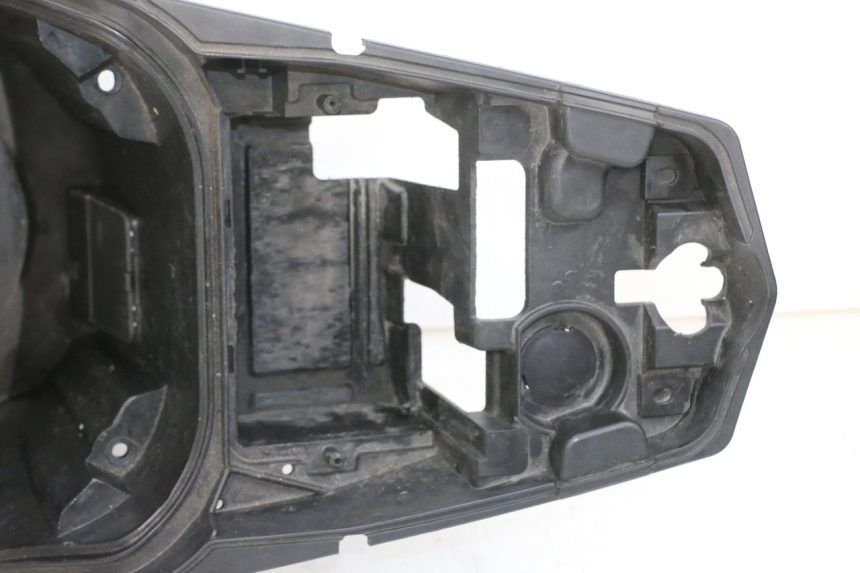 photo de BAÚ DE SELIM PEUGEOT SPEEDFIGHT 4 4T EFI 50 (2021 - 2025) - Vista do produto
