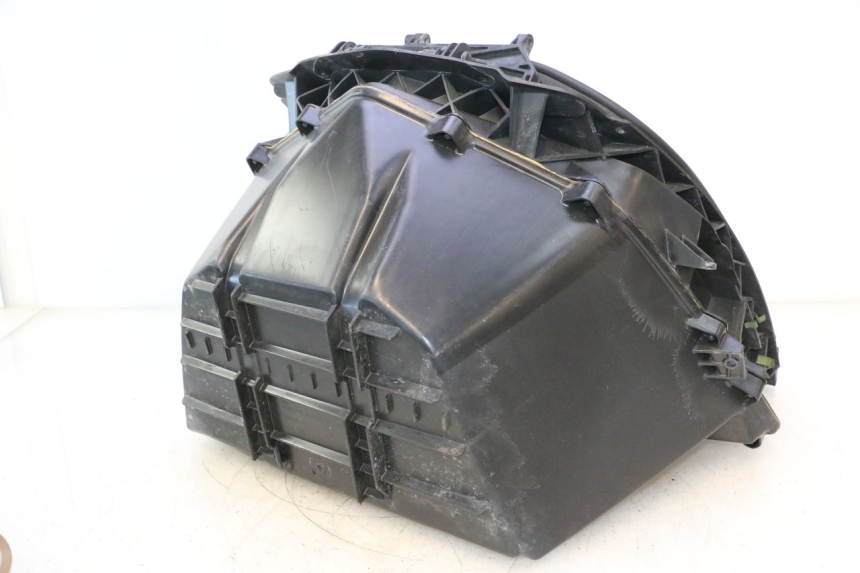 photo de BAÚ DE ASSENTO CAN-AM SPYDER RS 1000 (2008 - 2012) - Pontos de fixação