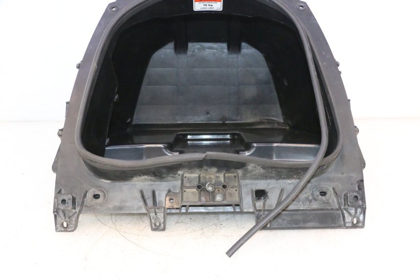 photo de BAÚ DE ASSENTO CAN-AM SPYDER RS 1000 (2008 - 2012) - Peça verificada