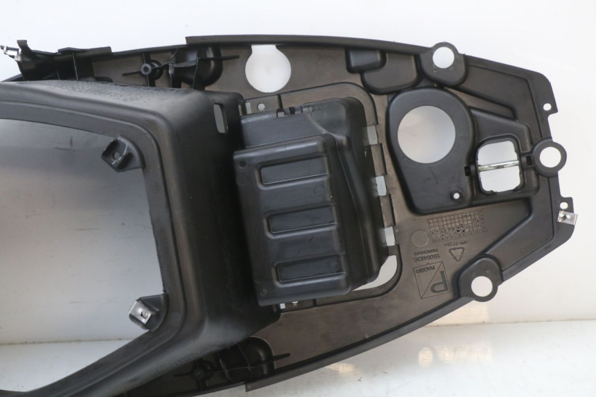 photo de BAÚ DE SELIM APRILIA SR 2T 50 (2018 - 2022) - Ampliação técnica