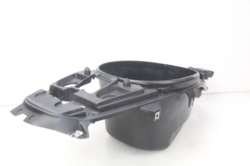 photo de BAÚ DE SELIM APRILIA SR LC 50 (1997 - 2004) - Detalhe da peça
