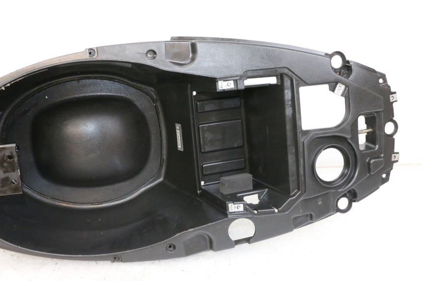 photo de BAÚ DE SELIM APRILIA SR MOTARD 50 (2012 - 2018) - Ampliação técnica