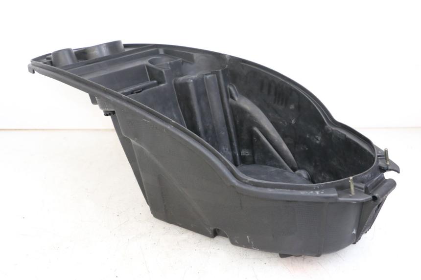 photo de BAÚ DE SELIM PEUGEOT STREETZONE 2T 50 (2014 - 2019) - Outro ângulo de visão