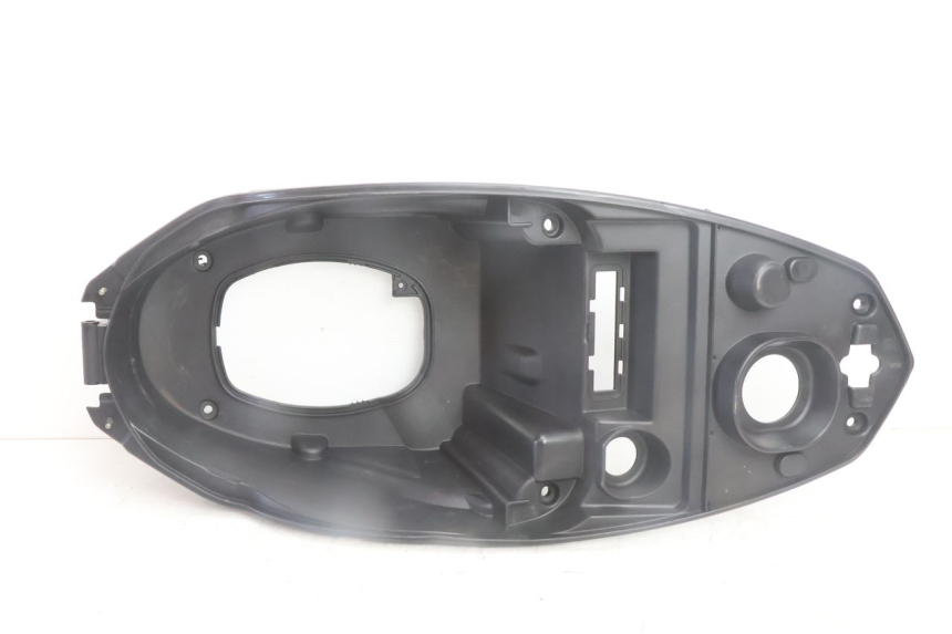 photo de BAÚ DE ASSENTO PEUGEOT STREETZONE NAKED 2T 50 (2014 - 2018) - Detalhe da peça