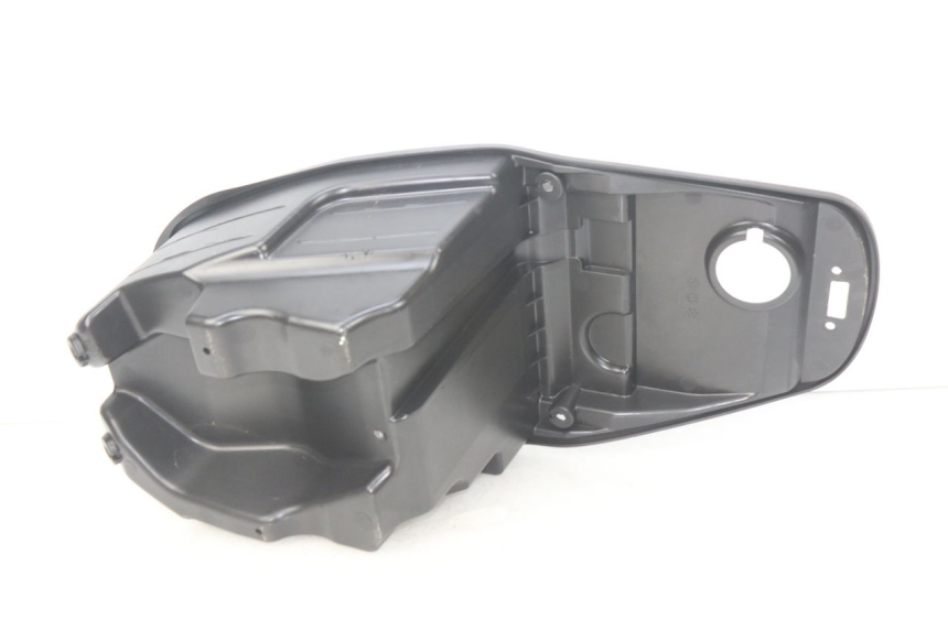 photo de BAÚ DE SELIM KYMCO SUPER 8 4T 50 (2018 - 2020) - Outro ângulo de visão