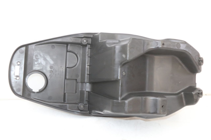 photo de BAÚ DE SELIM KYMCO SUPER 8 4T 50 (2021 - 2024) - Estado da superfície