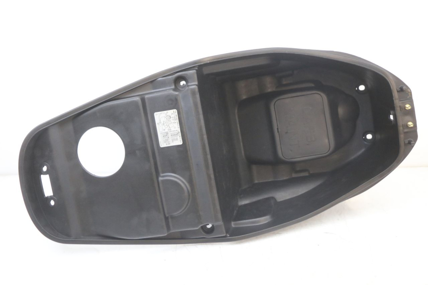 photo de BAÚ DE SELIM KYMCO SUPER 8 125 (2008 - 2015) - Zoom do estado de desgaste