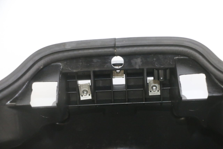 photo de BAÚ DE SELIM PIAGGIO SUPER LX 125 (2000 - 2003) - Peça verificada